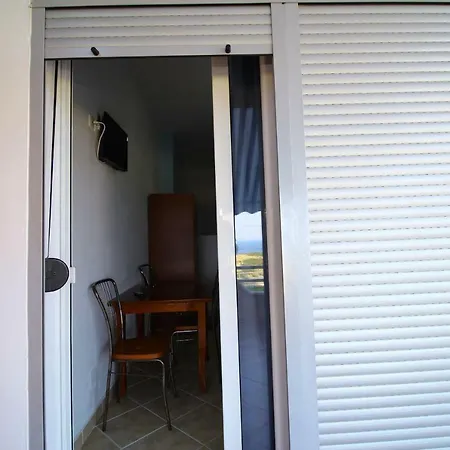 Guest house Napoleon Himare