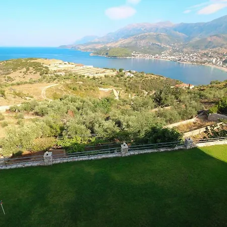 Guest house Napoleon Himare