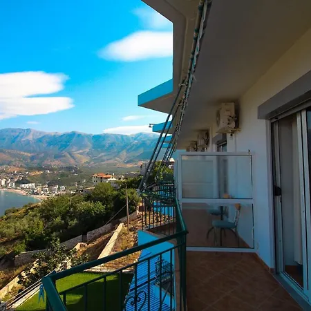 Napoleon Guest house Himare